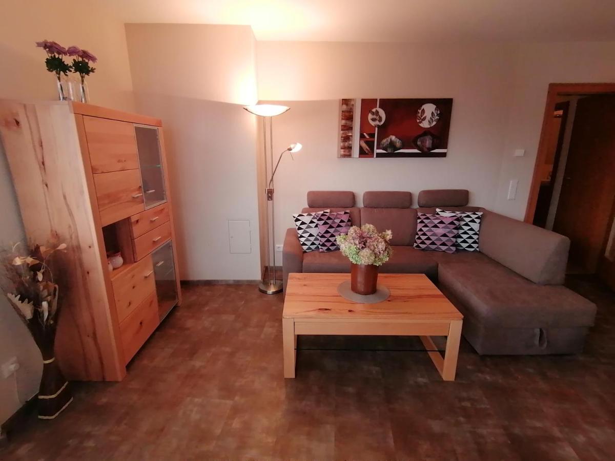 Komfort Appartements Serviced By Auhof Kaprun Eksteriør billede