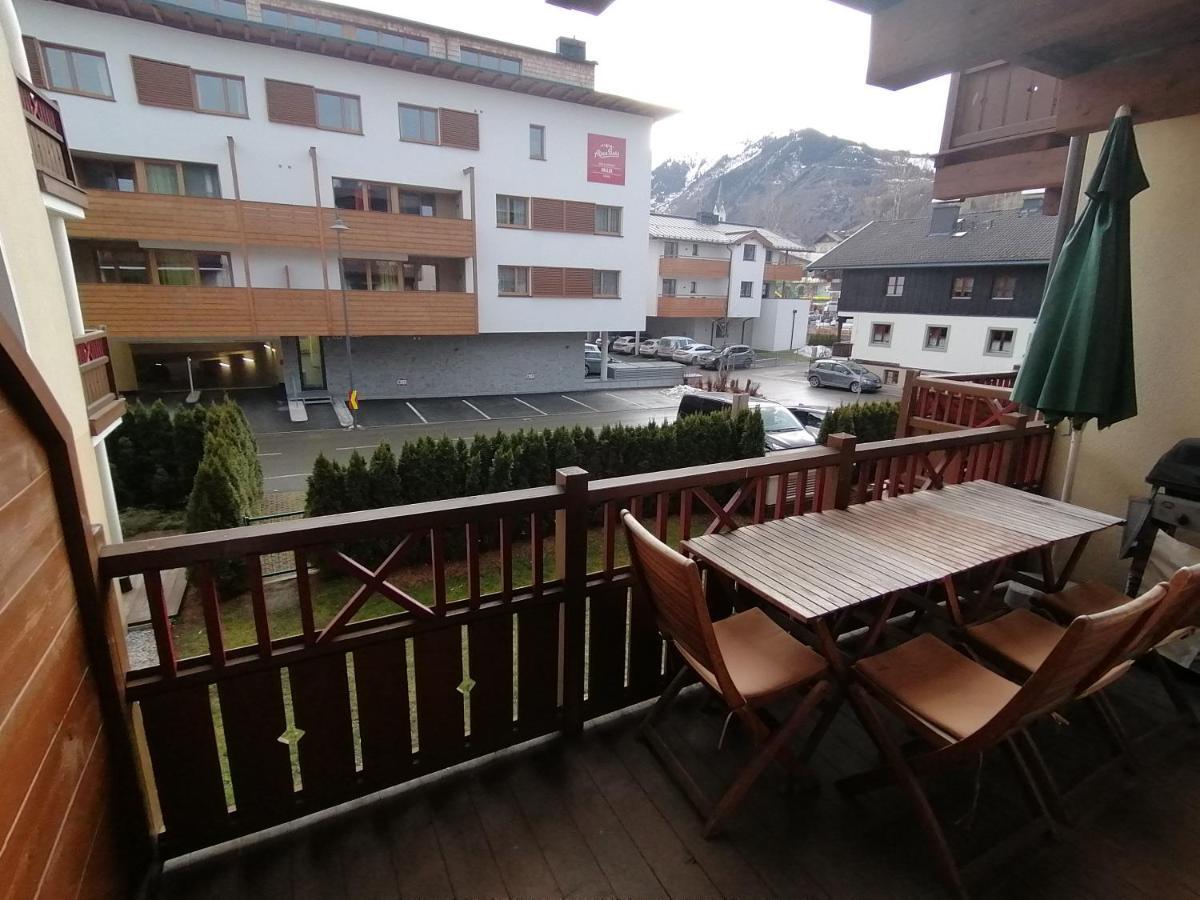 Komfort Appartements Serviced By Auhof Kaprun Eksteriør billede