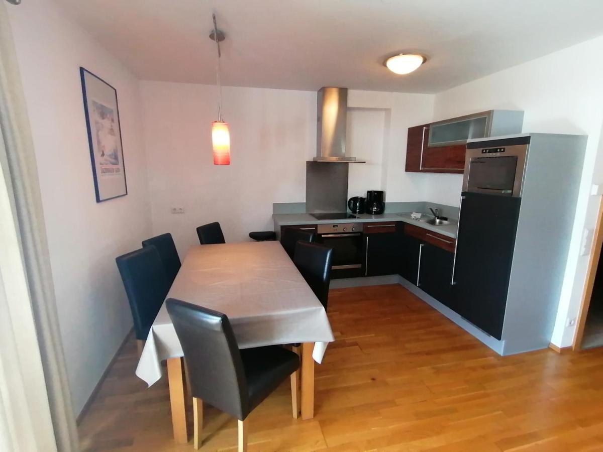 Komfort Appartements Serviced By Auhof Kaprun Eksteriør billede